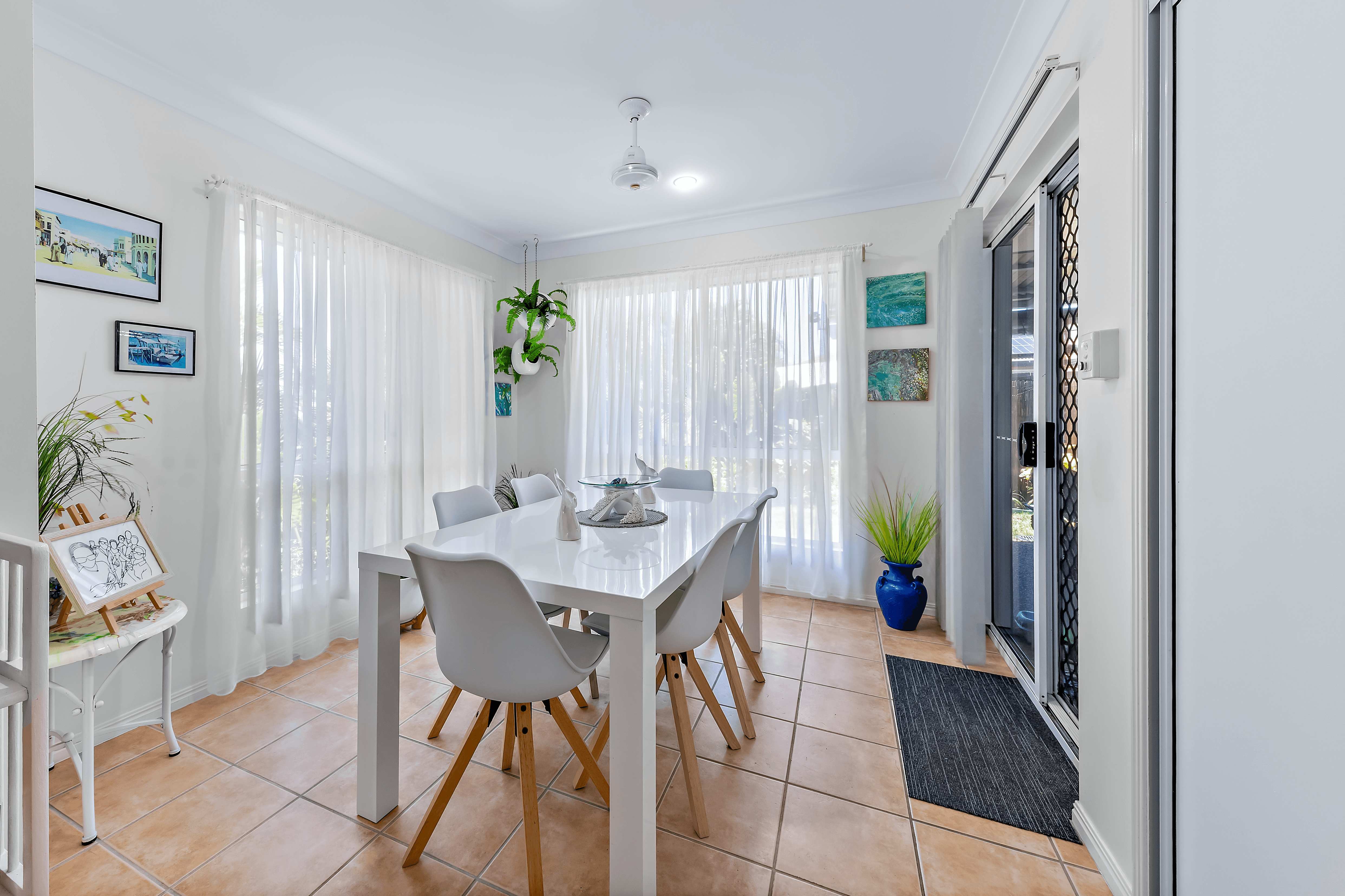 1/20 Banksia Court, CANNONVALE, QLD 4802