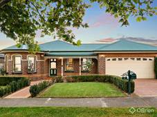 2 Apollo Court, Hillside, VIC 3037