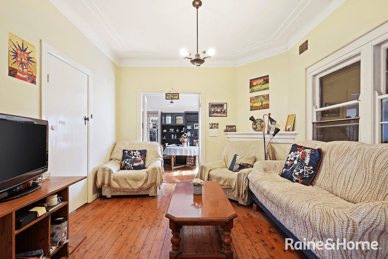 12 Water Street, BARDWELL PARK, NSW 2207