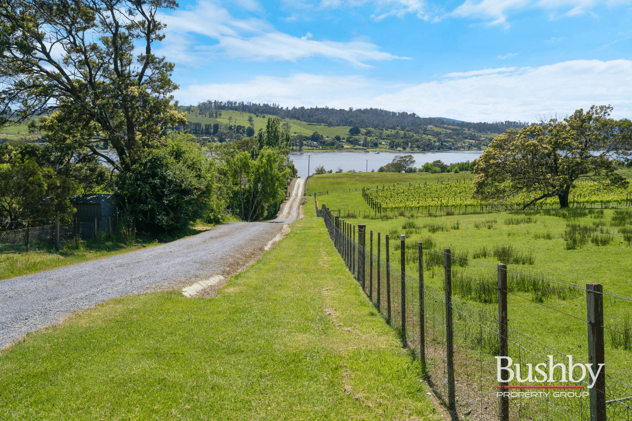 239 Rosevears Drive, ROSEVEARS, TAS 7277