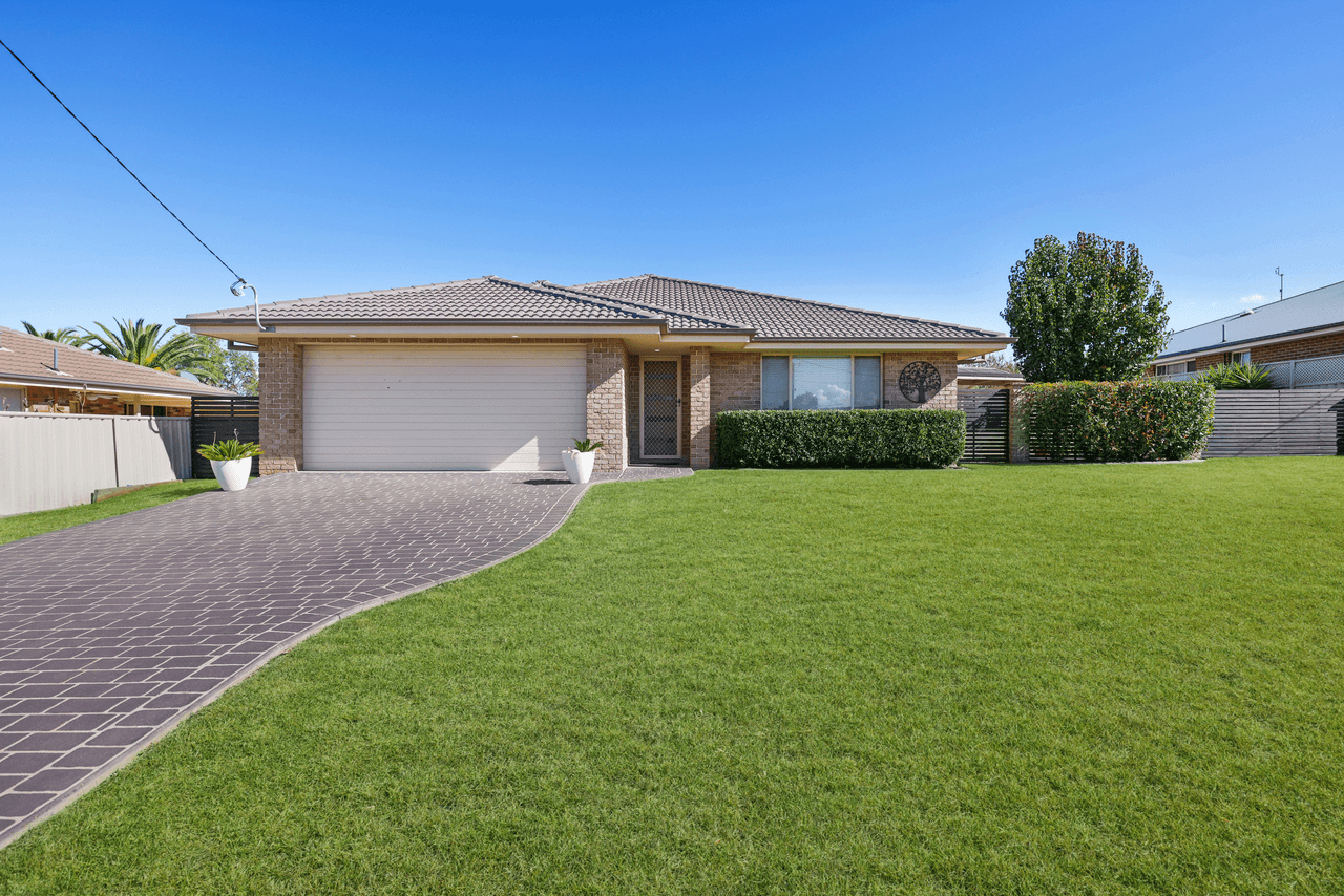 36 Wagonia Drive, KOOTINGAL, NSW 2352