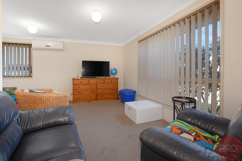 14 Pumphouse Crescent, RUTHERFORD, NSW 2320