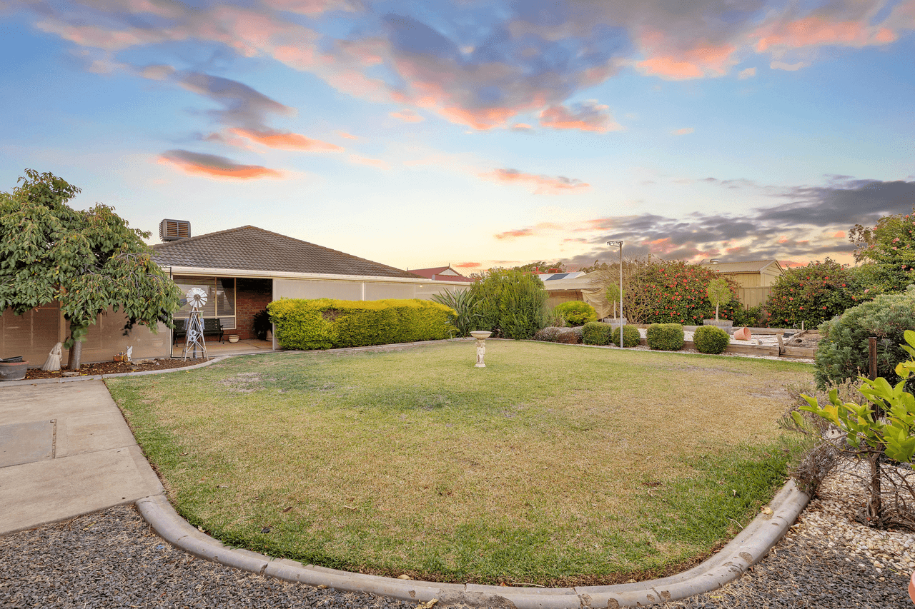 12 Higgins Road, ANGLE VALE, SA 5117