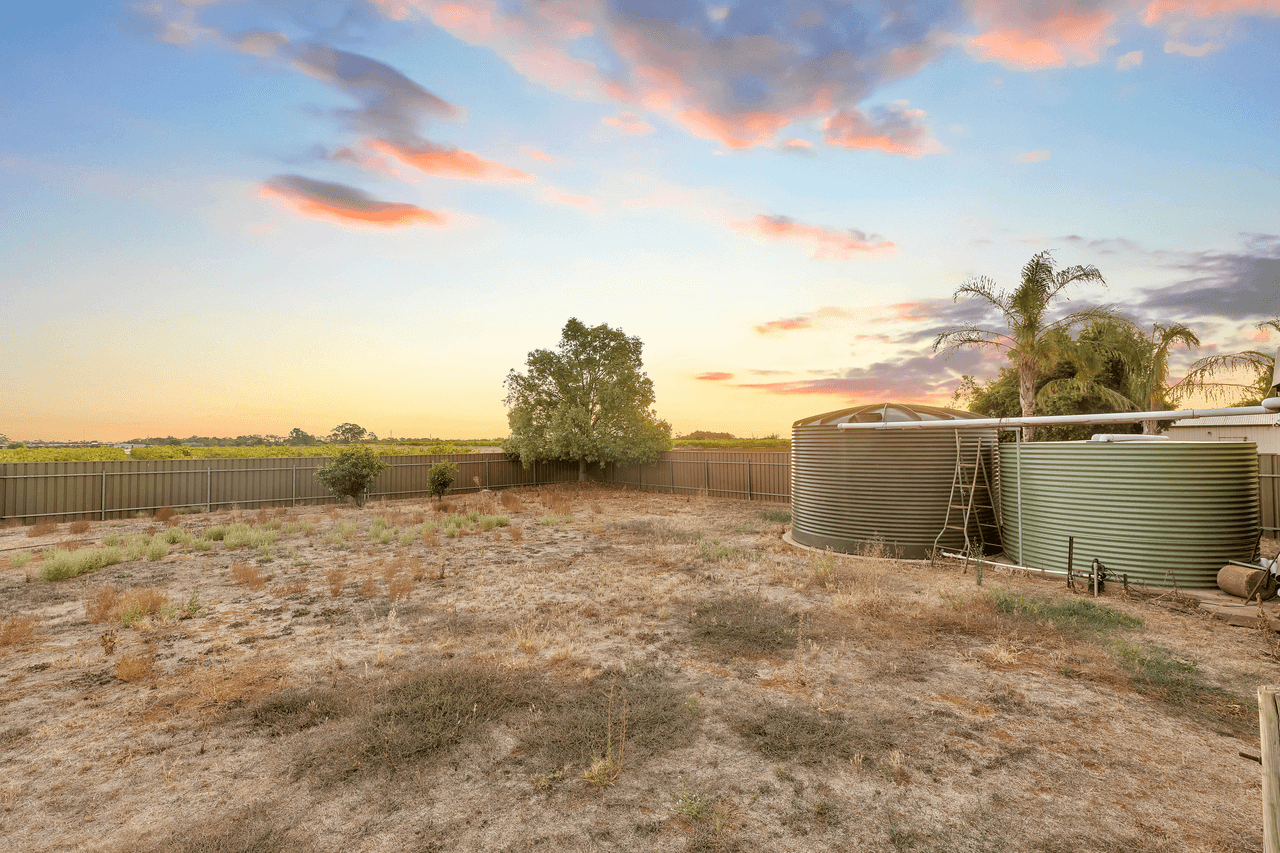 12 Higgins Road, ANGLE VALE, SA 5117