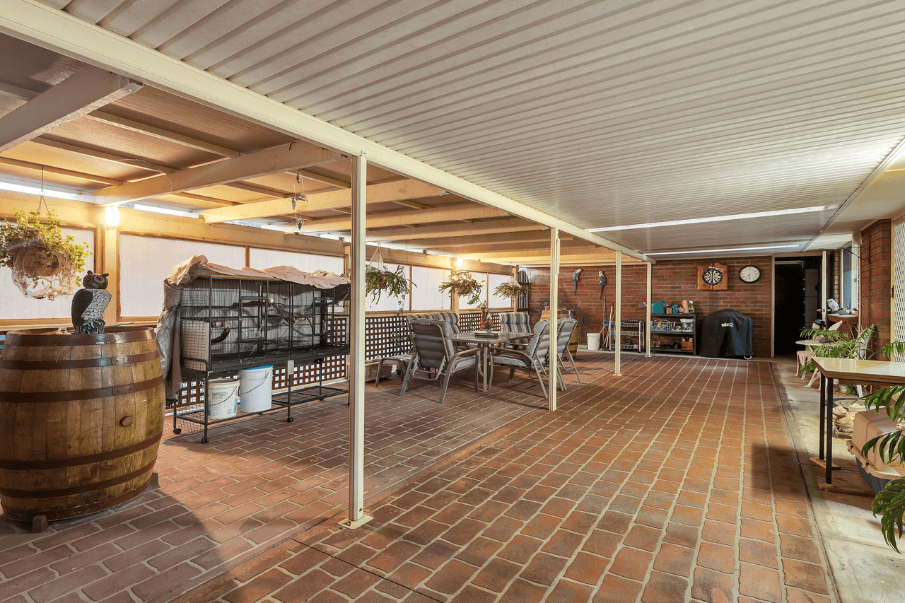 12 Higgins Road, ANGLE VALE, SA 5117