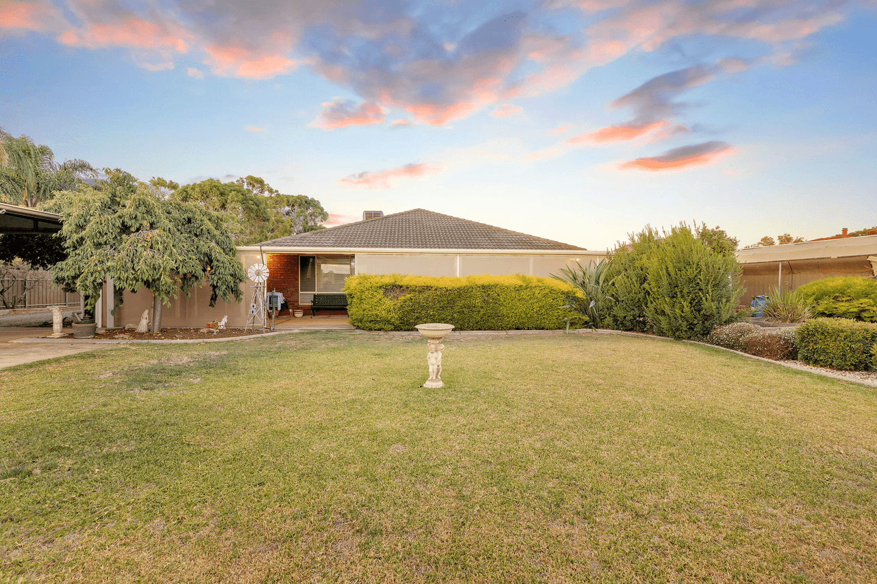 12 Higgins Road, ANGLE VALE, SA 5117