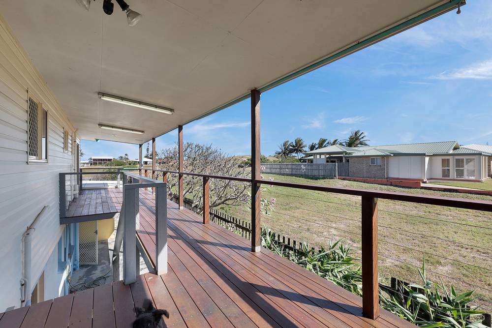 2 South Pacific Avenue, Slade Point, QLD 4740