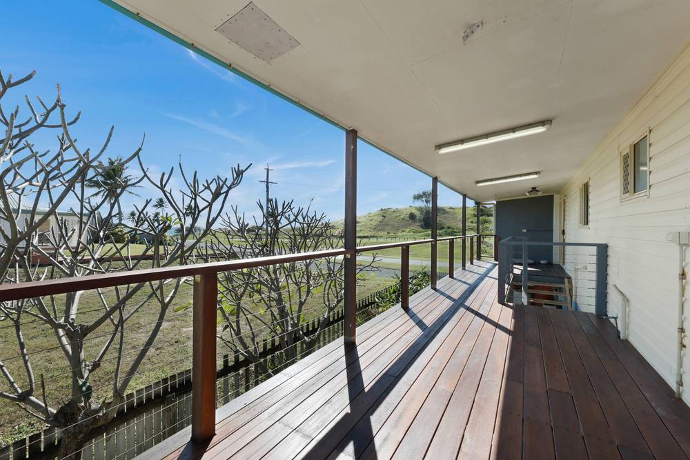 2 South Pacific Avenue, Slade Point, QLD 4740