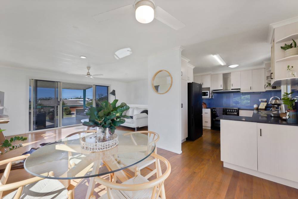 2 South Pacific Avenue, Slade Point, QLD 4740