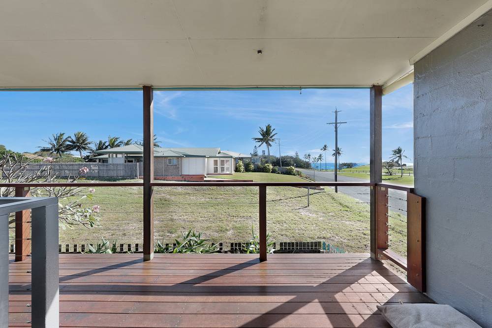 2 South Pacific Avenue, Slade Point, QLD 4740