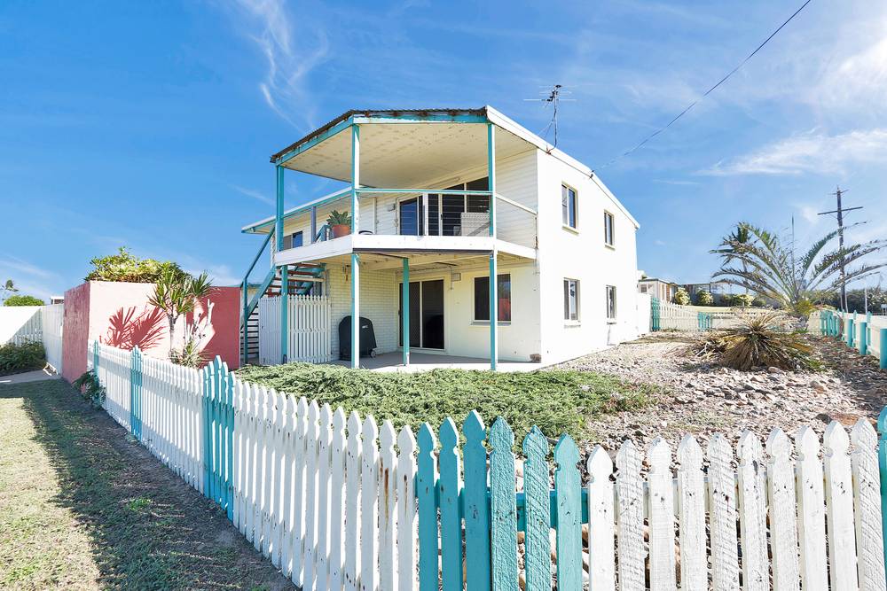 2 South Pacific Avenue, Slade Point, QLD 4740