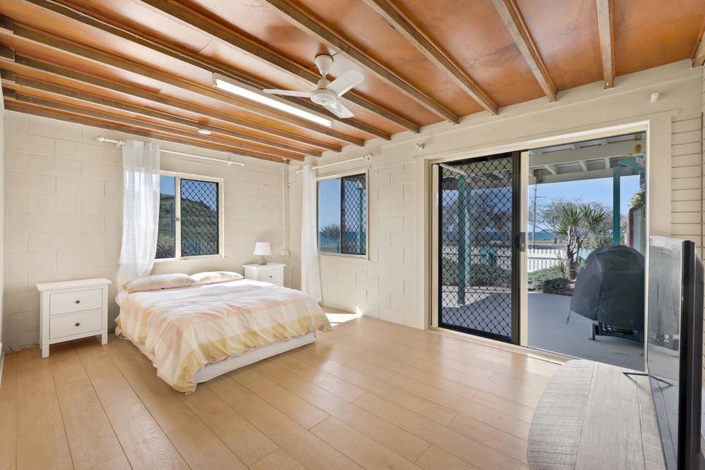 2 South Pacific Avenue, Slade Point, QLD 4740