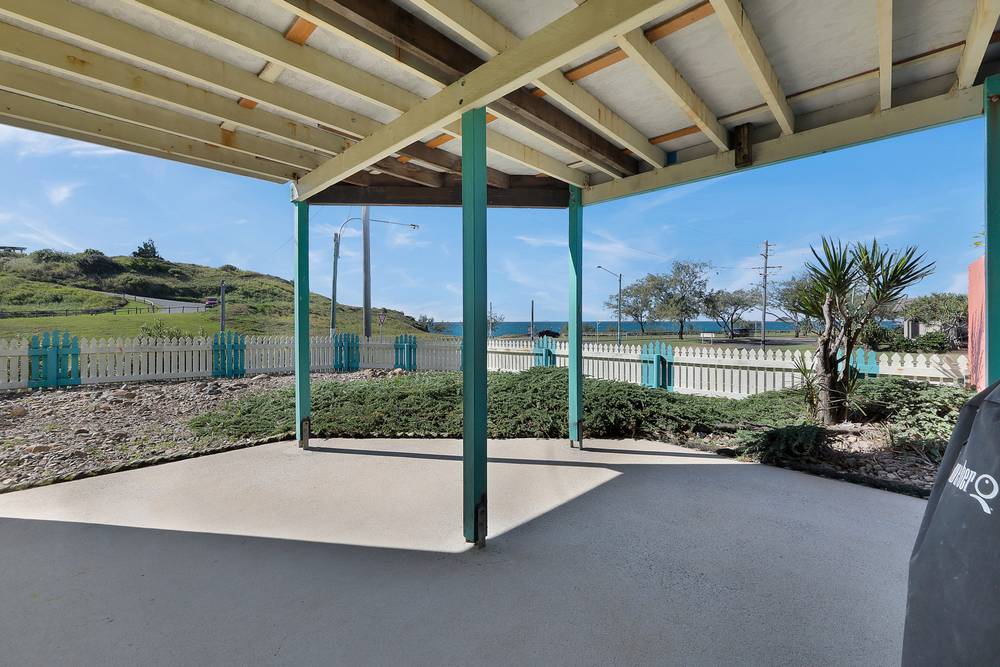 2 South Pacific Avenue, Slade Point, QLD 4740