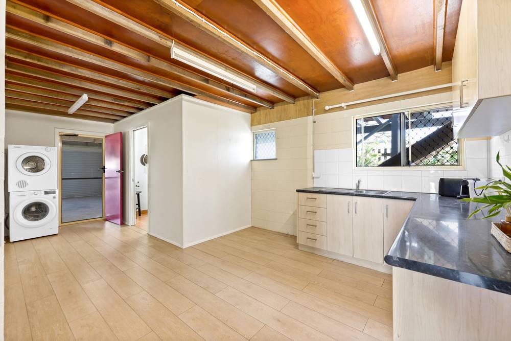 2 South Pacific Avenue, Slade Point, QLD 4740