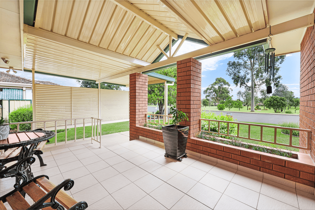 22 Waree Drive, TAMWORTH, NSW 2340