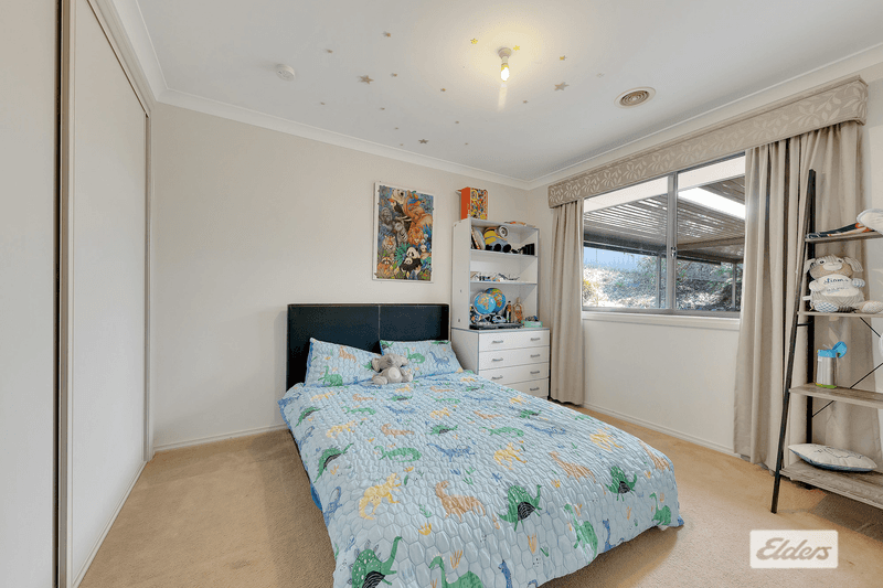 11 Briwood Court, West Albury, NSW 2640