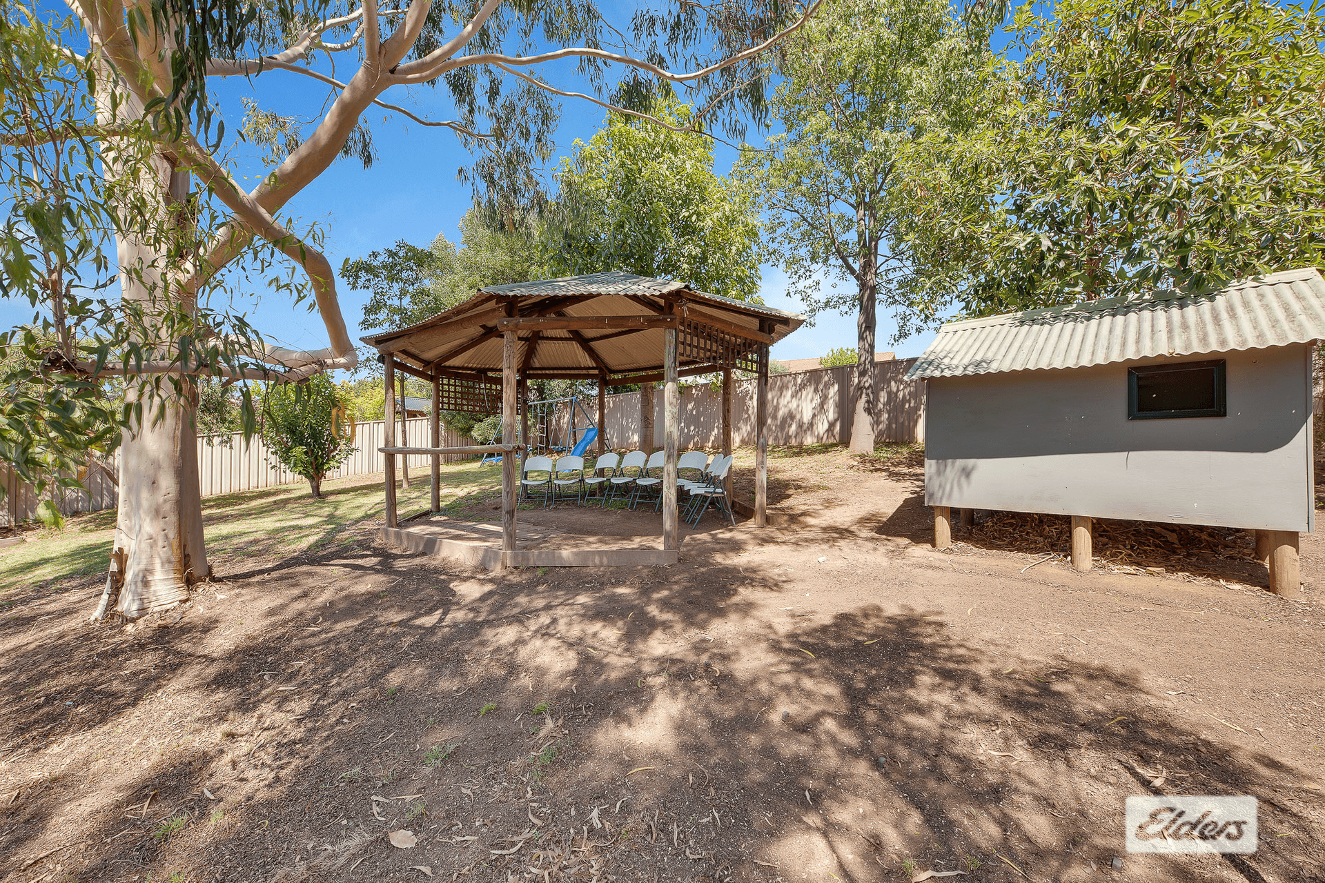 11 Briwood Court, West Albury, NSW 2640