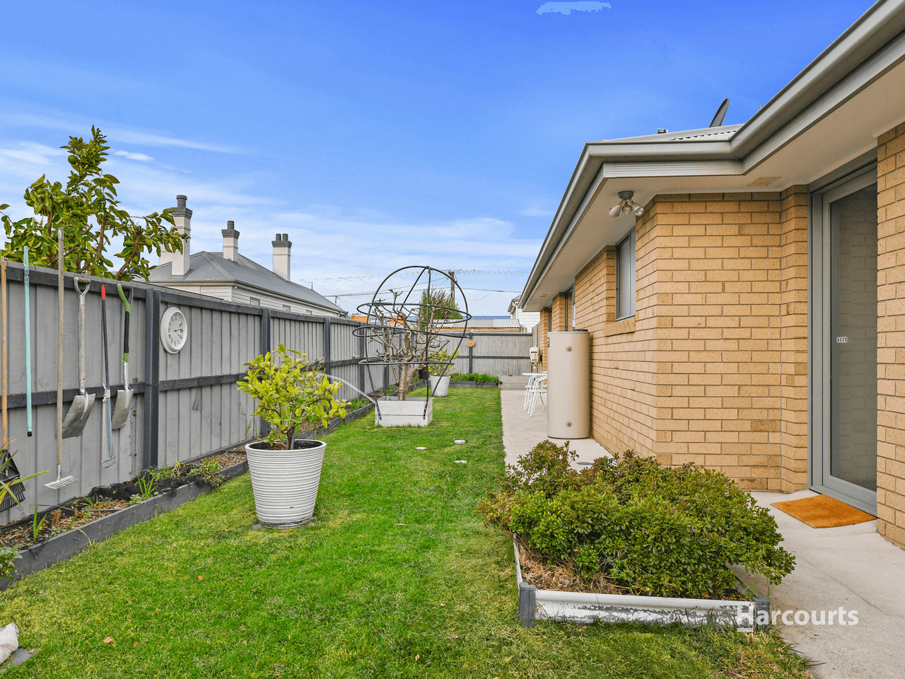 2/7 Walker Street, SORELL, TAS 7172