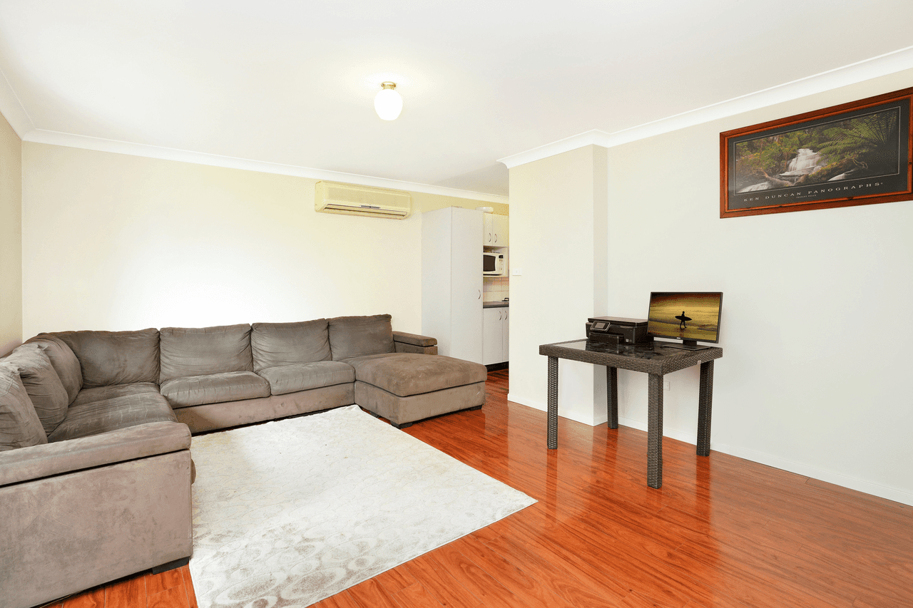 18 Kawana Avenue, BLUE HAVEN, NSW 2262