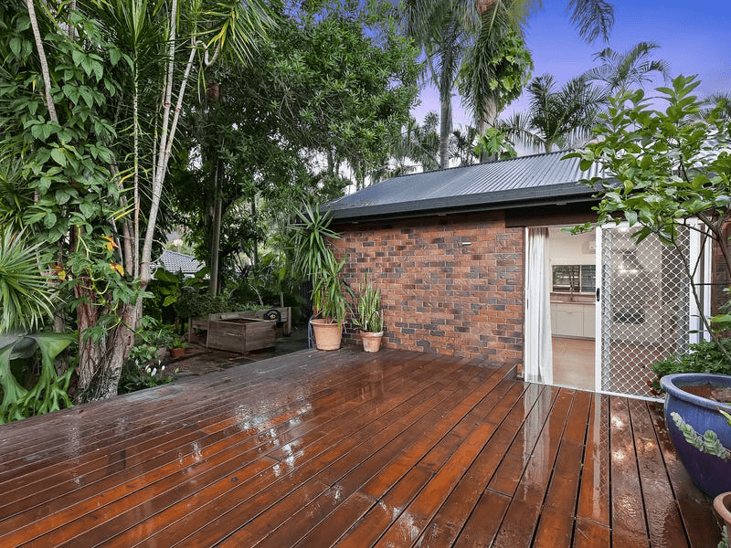 12 Yalkuri Drive, NERANG, QLD 4211