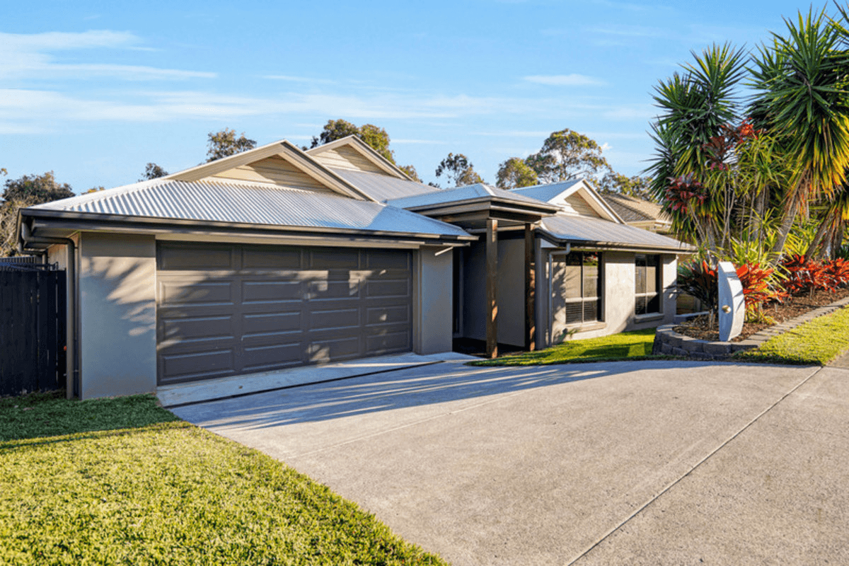 4 Avalon Close, Bellbird Park, QLD 4300