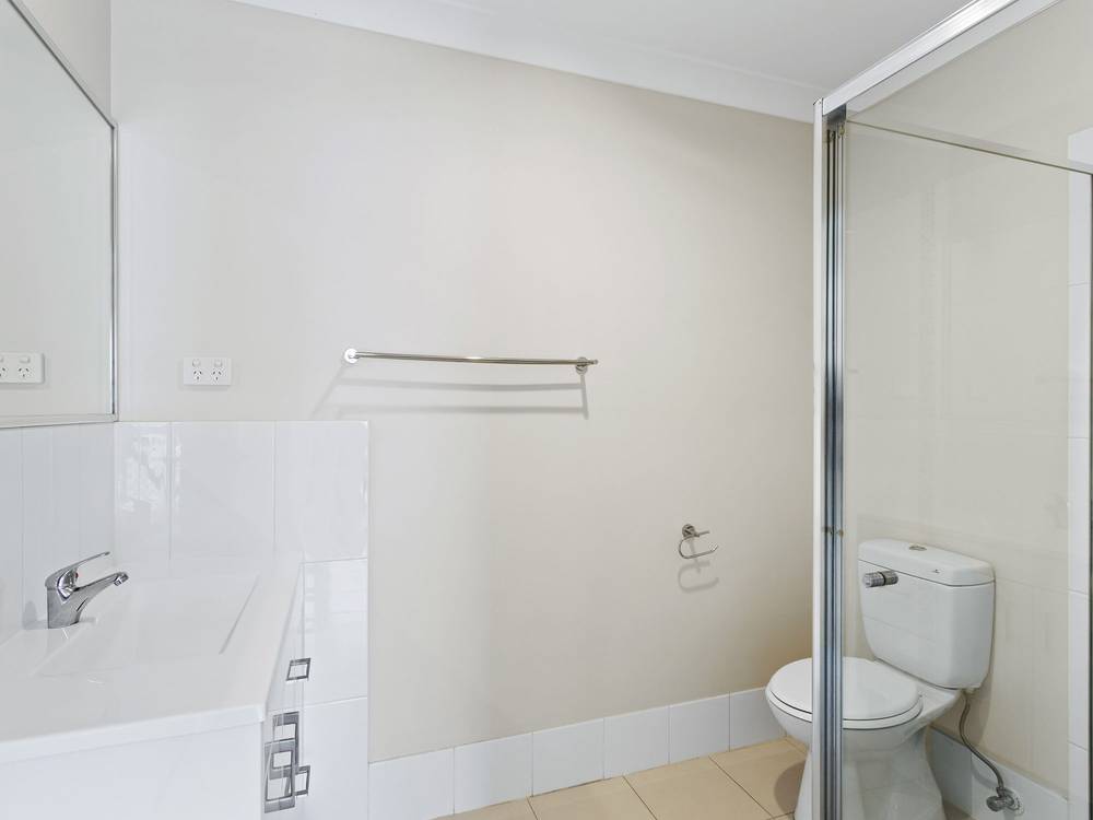 1 and 2/35 Kernel Road, NARANGBA, qld 4504