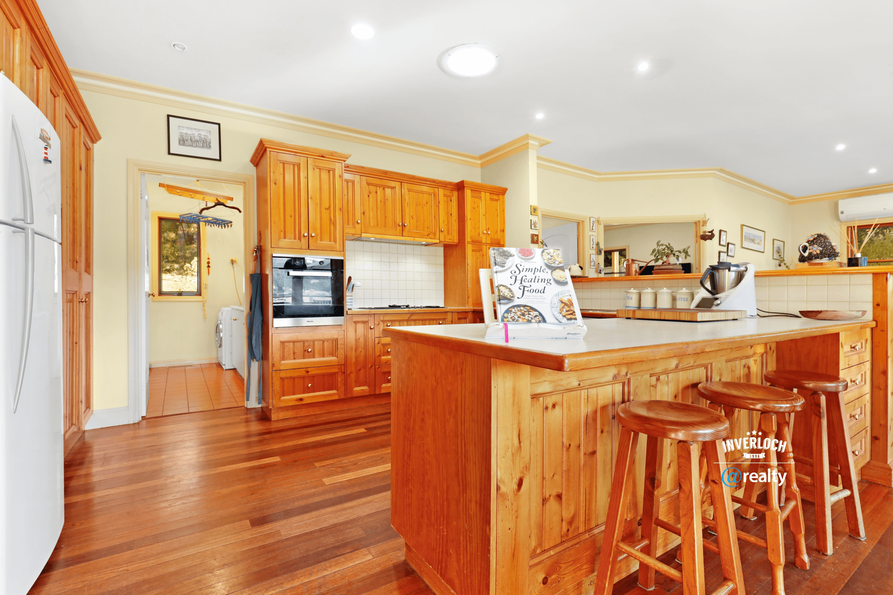 59 Wells Road, Mirboo North, VIC 3871