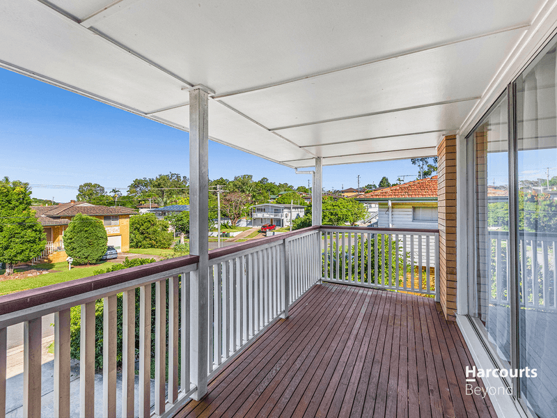 6 Fair Street, WISHART, QLD 4122