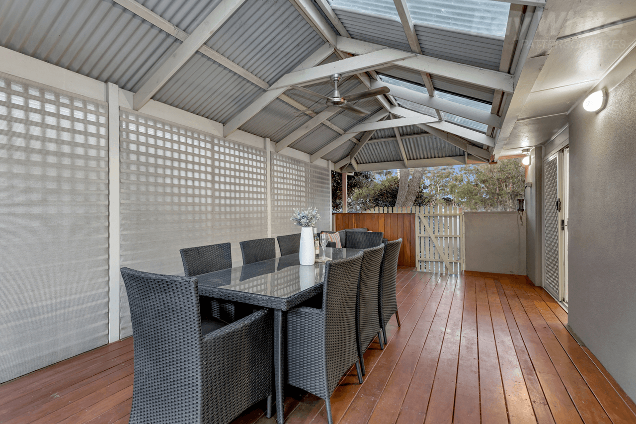 216 Wells Road, CHELSEA HEIGHTS, VIC 3196