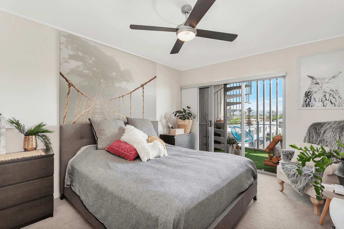 407/21 Sunshine Parade, Miami, QLD 4220