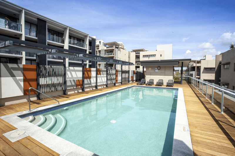 407/21 Sunshine Parade, Miami, QLD 4220