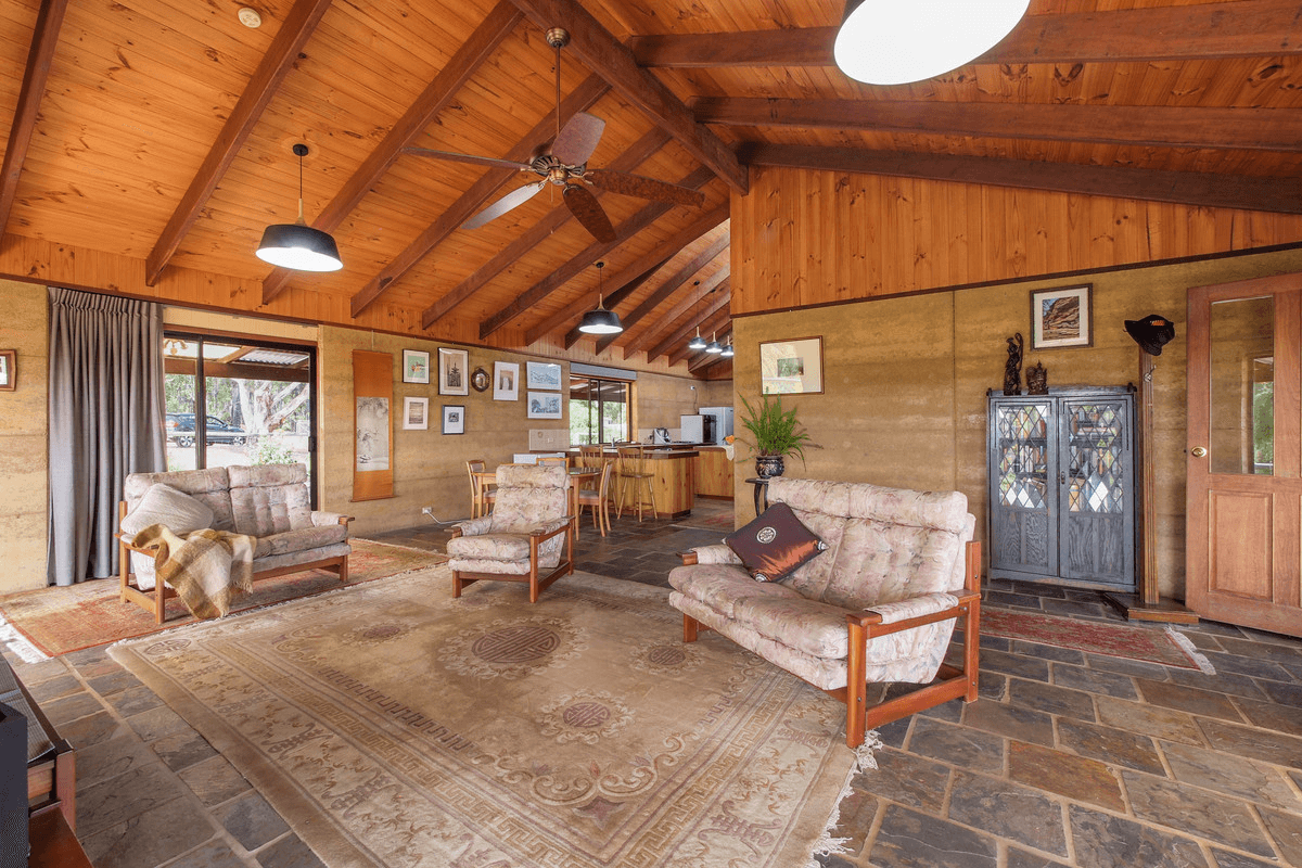 62 Rinns Road, Nannup, WA 6275