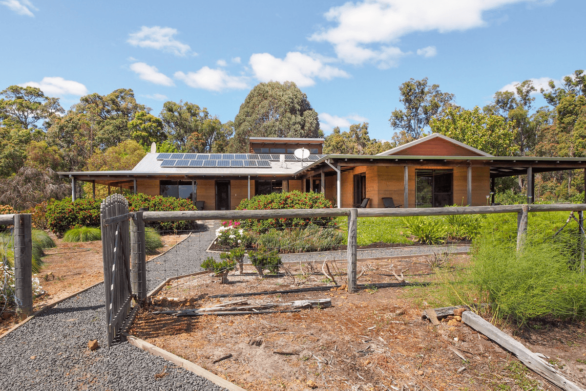 62 Rinns Road, Nannup, WA 6275