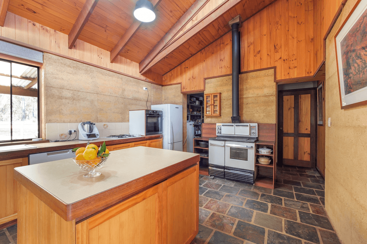 62 Rinns Road, Nannup, WA 6275