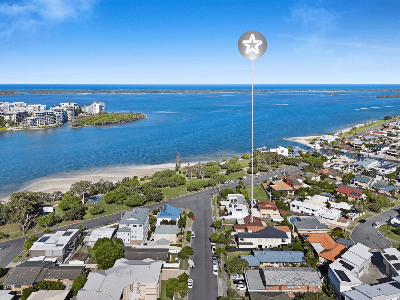 6 Errol Avenue, PARADISE POINT, QLD 4216