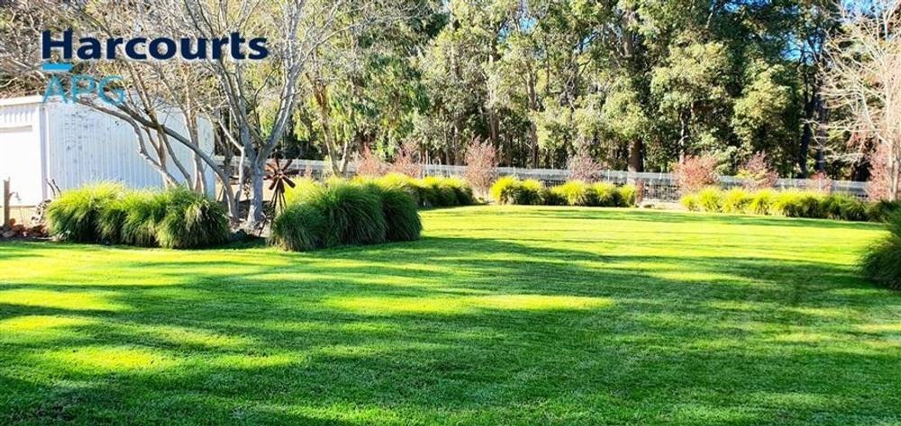 927 Collie-Preston Road, LYALLS MILL, WA 6225