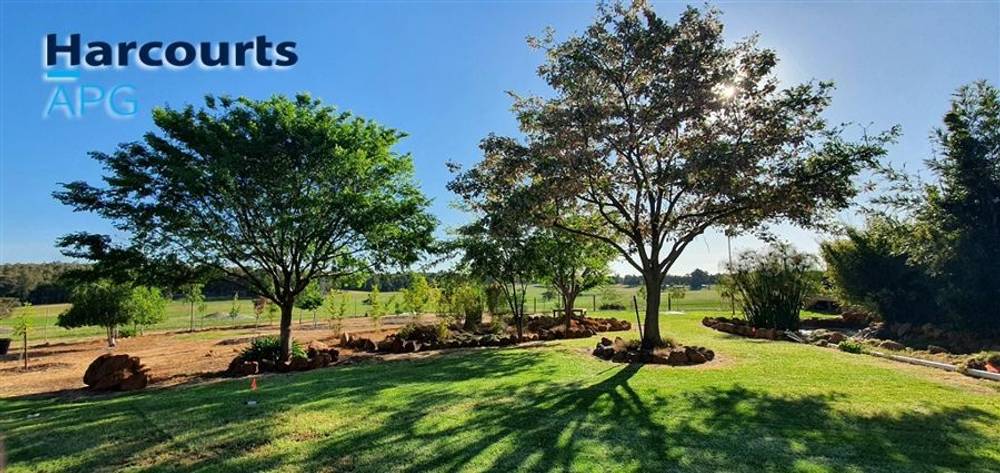 927 Collie-Preston Road, LYALLS MILL, WA 6225