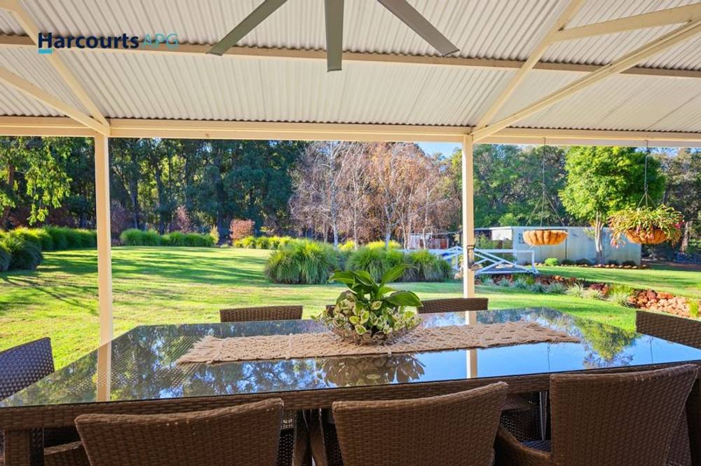 927 Collie-Preston Road, LYALLS MILL, WA 6225