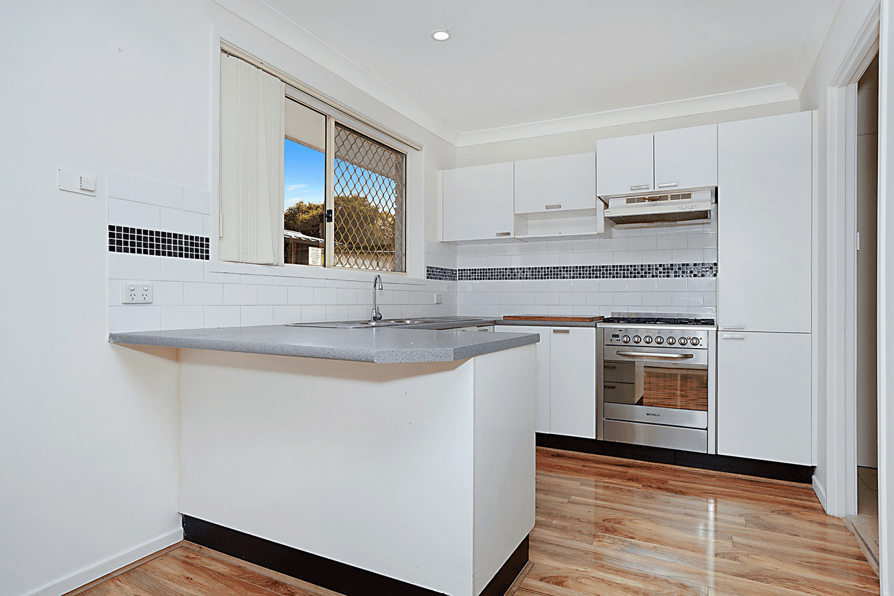 2/38 Callan Avenue, Maryland, NSW 2287