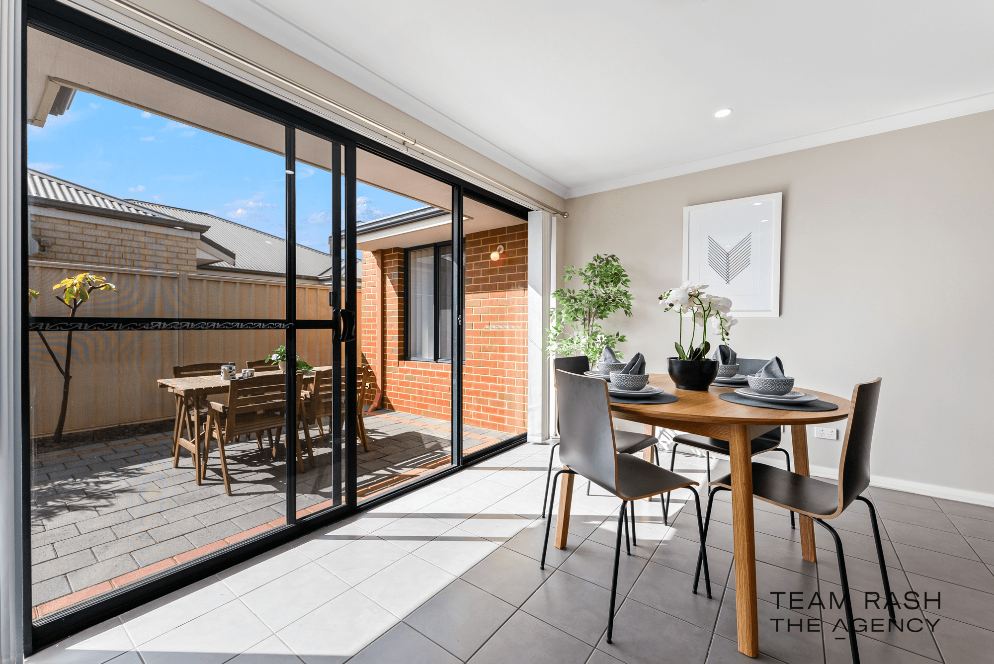 25/11 Hazlett Way, Canning Vale, WA 6155