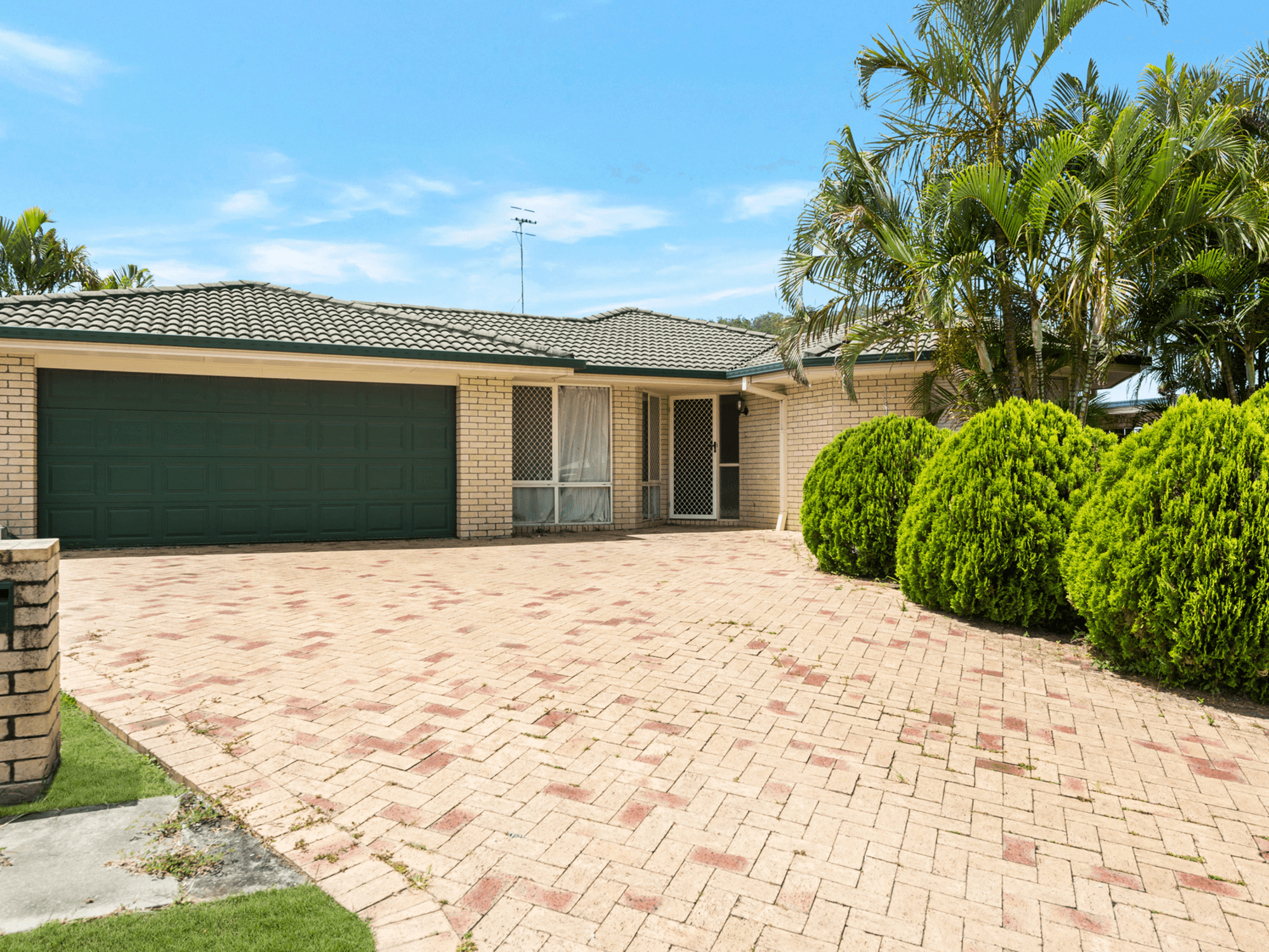 34 Mountain View Crescent, MOUNT WARREN PARK, QLD 4207