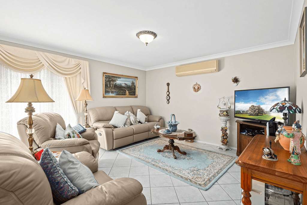 5 Galway Court, HORSLEY, NSW 2530