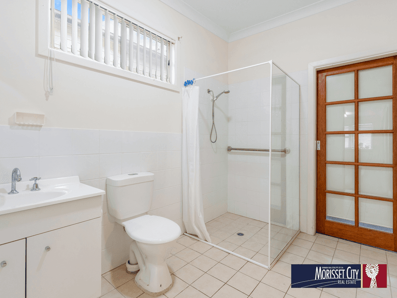 4 Maipoona Road, MIRRABOOKA, NSW 2264