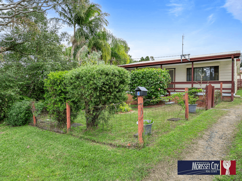 4 Maipoona Road, MIRRABOOKA, NSW 2264