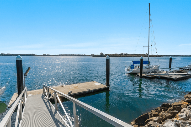 19 Edgewater Close, YAMBA, NSW 2464