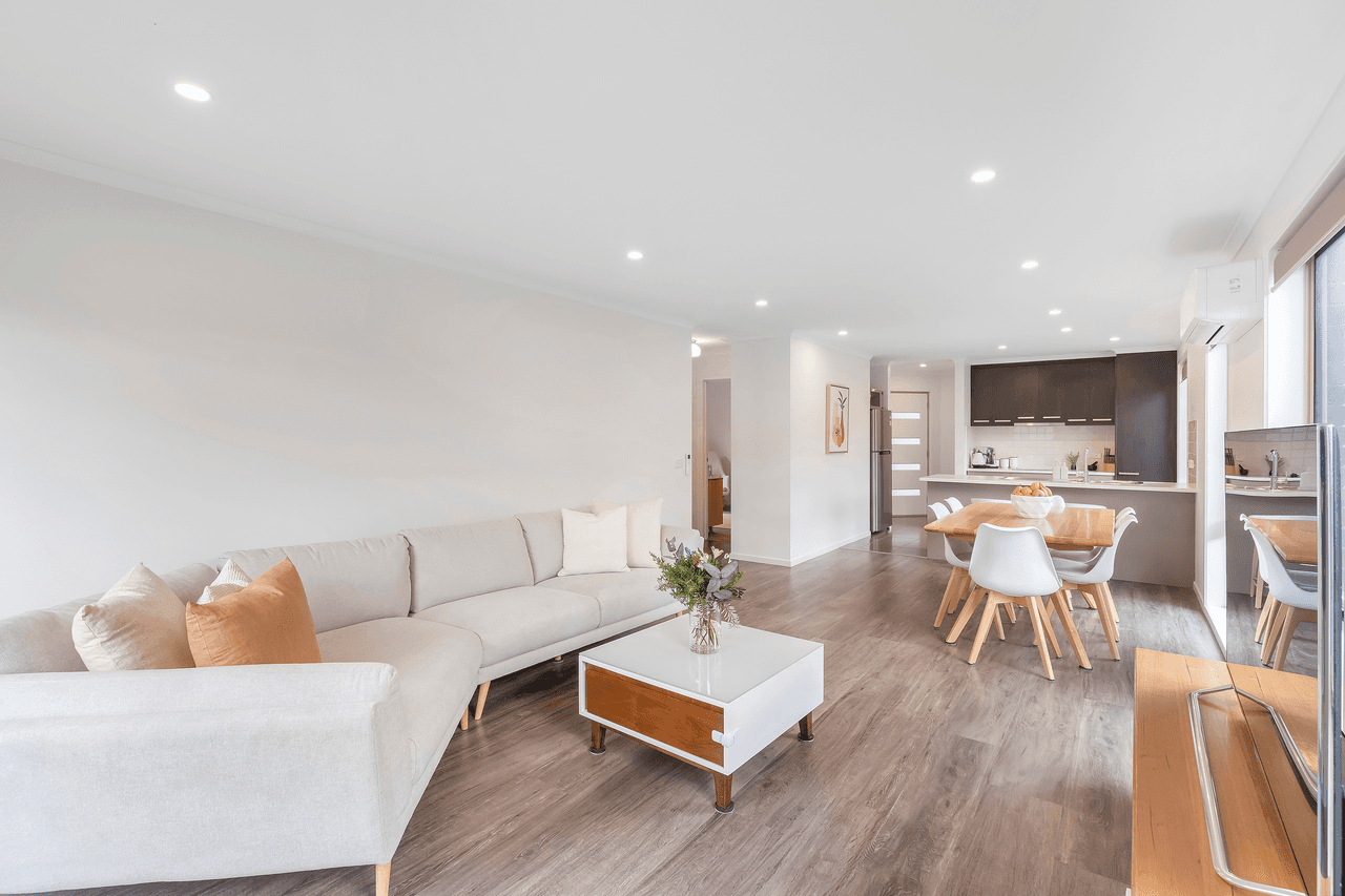 2/15 Horsham Road, OAKDOWNS, TAS 7019
