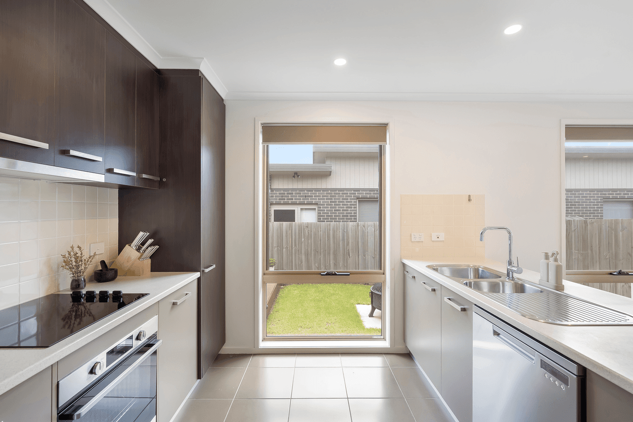 2/15 Horsham Road, OAKDOWNS, TAS 7019