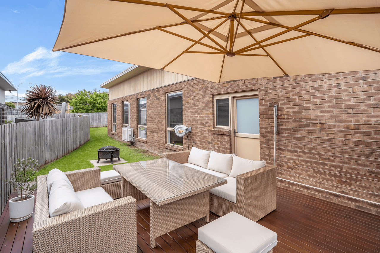 2/15 Horsham Road, OAKDOWNS, TAS 7019