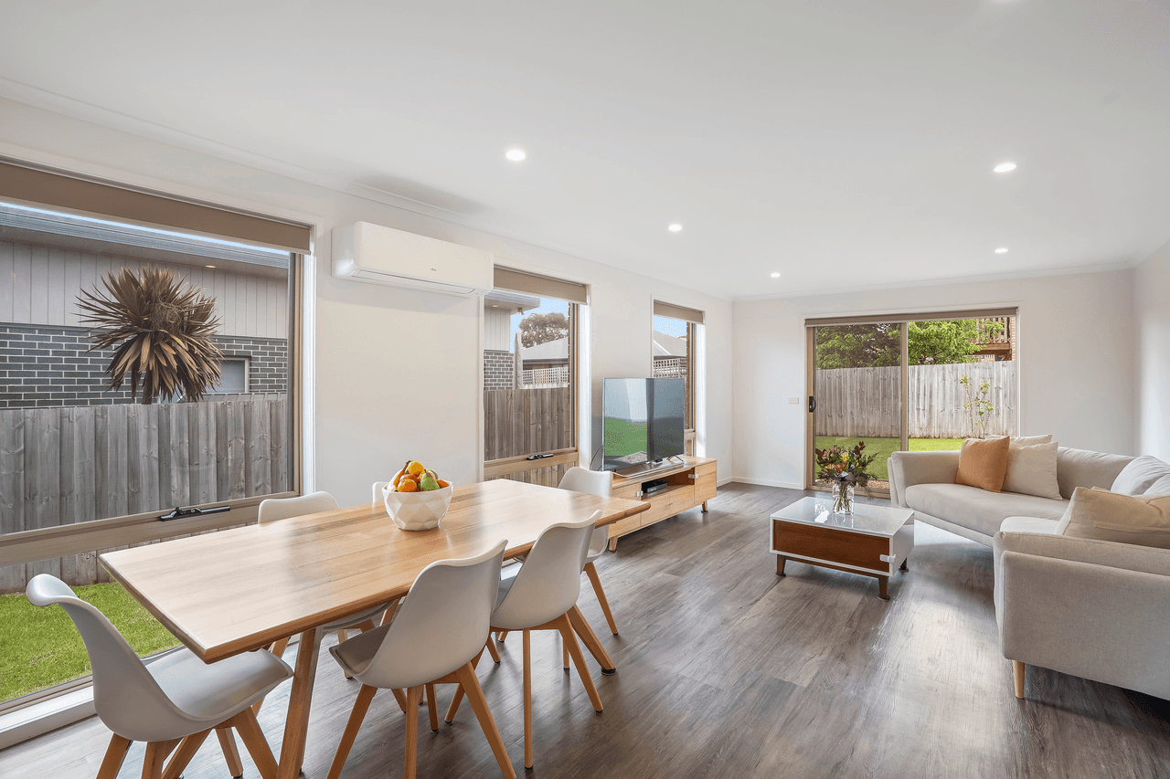 2/15 Horsham Road, OAKDOWNS, TAS 7019
