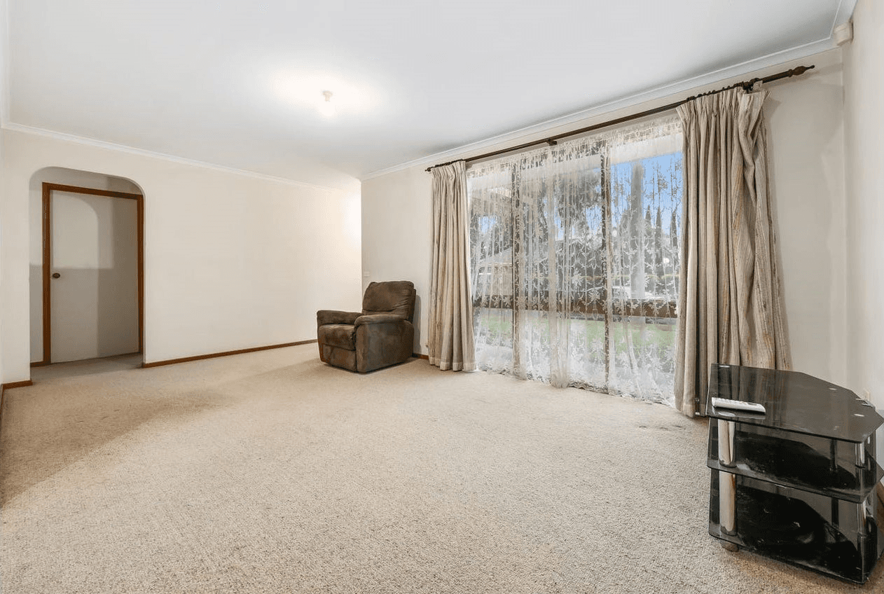 31 Leopold Crescent, HAMPTON PARK, VIC 3976